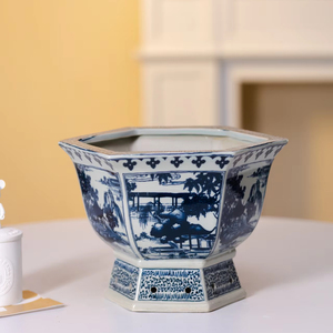 กระถาง<span class=keywords><strong>ดอกไม้</strong></span>เซรามิกสี่เหลี่ยมเคลือบเงาลายวาดมือสไตล์โมเดิร์นจากเมืองจิงเต๋อเจิน สีน้ำเงินขาวโบราณ ขนาดเล็ก สดใส เหมาะสำหรับตกแต่งบ้านและสวน - Product Image 3