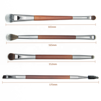 Ensemble de 4 pinceaux professionnels à double extrémité pour le maquillage des yeux avec virole en métal à canon manche en bois brun pour le fard à paupières et les sourcils.