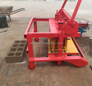 Prezzo della Macchina per Mattoni, Macchina per Blocchi di Cemento con Motore Diesel, Macchina Mobile per Blocchi di Calcestruzzo Cavi e Solidi - Product Image 1