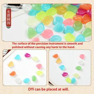 10Mm Rechthoek Hars Lichtgevende Steen Voor <span class=keywords><strong>Aquarium</strong></span> Landscaping Milieuvriendelijke Gloeiende <span class=keywords><strong>Aquarium</strong></span> Decoratie Kiezelstenen Tuin - Product Image 5