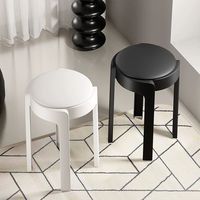 Tabouret en plastique moderne en gros, style nordique simple, pour table à manger domestique, banc empilable extra épais, durable et rembourré doux