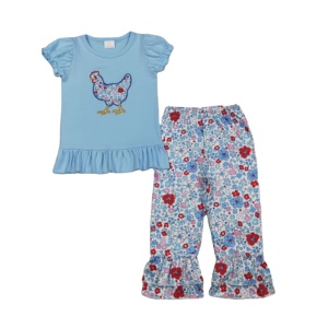 GSPO2261 RTS Little Active Girl – Ensemble à manches courtes pour enfant, motif poulet et fleurs bleues, vente en gros - Product Image 1