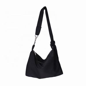 Paresseux étudiant vent sac fourre-tout <span class=keywords><strong>2022</strong></span> nouvelle <span class=keywords><strong>marée</strong></span> femme toile unique sac à bandoulière <span class=keywords><strong>grande</strong></span> capacité sac à bandoulière incliné - Product Image 6