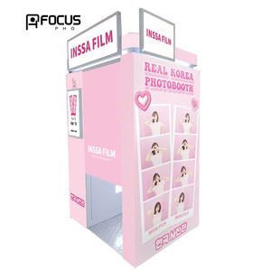 كابينة تصوير فورية بصندوق وبملصقات من المُصنّع JLJ بمظهر قابل للتخصيص وميزة الخدمة الذاتية - Product Image 2