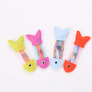 Wholesale New <b>Fish</b> Shape Pet Cat <b>Toys</b> Eco-Friendly Felt Daily Animal Print Chew <b>Toys</b> - Product Image 3