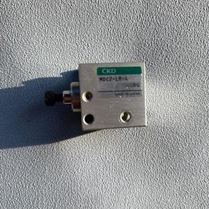 Nuevo, en stock, cilindro CKD japonés importado MDC2-L8-4, producto original, precio negociable. - Product Image 1
