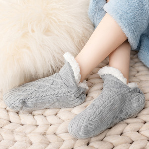 Pantuflas de Mujer Nuevas, Gruesas, Térmicas, Transpirables, Antideslizantes, de Felpa, Cálidas para Invierno, Suaves y Cómodas, Sin Suela Visible, Directo de Fábrica - Product Image 5