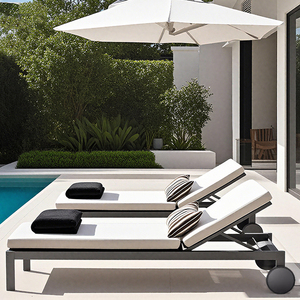 Silla de Piscina con Ruedas de Aluminio, Diseño Moderno, Tumbona para Exteriores, Uso en Hoteles, Resistente a los Rayos UV - Product Image 1