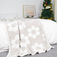 Couverture tricotée accepter personnalisé Super doux fleur Jacquard 100% Polyester tricot couverture pour literie d'hiver