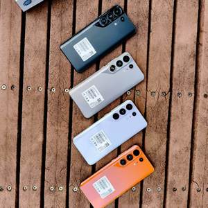 มินิสมาร์ทโฟน โทรศัพท์มือถือแบบสองซิม รุ่น Camon50 Pro - Product Image 3