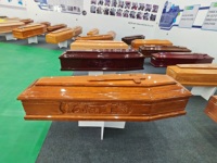 Ataúd de Madera Maciza de Alto Brillo, Color Personalizado, Ecológico, Estilo Europeo, con Tallados Religiosos Latinos para Funeral Católico