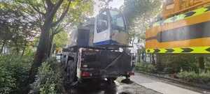 รถเครน Zoomlion 400 ตัน ดีเซล พร้อมอุปกรณ์เสริมครบชุด เครื่องยนต์ดีเซล ใช้แล้ว สำหรับงานปั๊มคอนกรีต  รวมส่วนประกอบหลัก  ลดราคา - Product Image 6