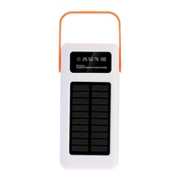 Boîte de batterie solaire grande capacité 70000mAh avec 3 câbles intégrés et lampe torche pour les voyages en plein air
