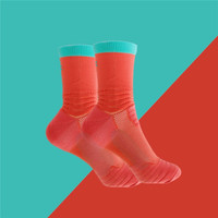 Chaussettes de course à pied de haute qualité personnalisées Chaussettes de course à pied de sport athlétiques à séchage rapide Chaussettes de course à pied
