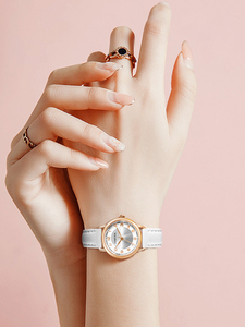 Set de Regalo de Lujo de 7 Piezas, Reloj de Cuarzo Cuadrado para Mujer con Correa de Cuero, Diseño Simple y Moderno, Regalo Festivo - Product Image 6
