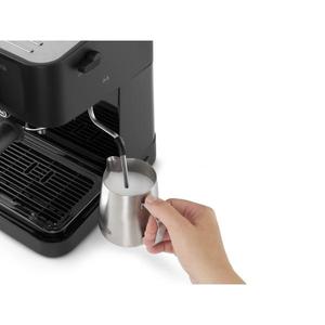 Cafetera Semiautomática DeLonghi de 1100W, Negra, Portátil, para Uso en Hoteles - Product Image 1