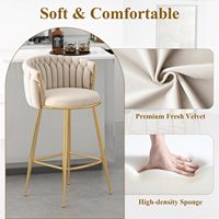 Lot de 2 tabourets de bar de luxe en velours, hauteur comptoir, avec pieds en métal doré, dossier tissé beige élégant, sans accoudoirs