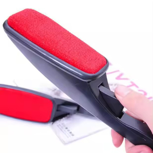 Brosse à <span class=keywords><strong>pull</strong></span> en plastique rotative pratique pour le nettoyage des cheveux et des vêtements - Product Image 6
