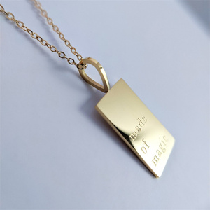 Collar de protección con revestimiento PVD dorado de 18K, joyería de acero inoxidable con grabado personalizado de Magic - Product Image 3