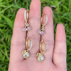 Pendientes de aro rojos de fresa/<span class=keywords><strong>tortuga</strong></span> esmaltados en oro CZ Micro pavimentados cereza/Estrella/Corazón aros joyería al por mayor - Product Image 6