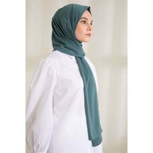 ผ้าคลุมไหล่ไหมเมดินา - สีเขียวอ่อนเข้ม - สีอัลมอนด์เข้ม - Product Image 4