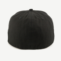 Casquette Snapback ajustée à visière plate, style streetwear, imperméable, avec logo personnalisé brodé en 3D, certifiée BSCI, pour performance en extérieur.