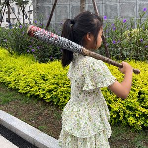 <span class=keywords><strong>Bate</strong></span> <span class=keywords><strong>de</strong></span> Béisbol <span class=keywords><strong>de</strong></span> Lucille <span class=keywords><strong>Negan</strong></span> <span class=keywords><strong>de</strong></span> The Walking Dead, <span class=keywords><strong>Bate</strong></span> <span class=keywords><strong>de</strong></span> Béisbol Falso <span class=keywords><strong>de</strong></span> Plástico, Accesorio <span class=keywords><strong>de</strong></span> Disfraz <span class=keywords><strong>de</strong></span> Halloween - Product Image 4