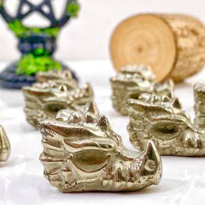 Crânes de dragon en pyrite polie de haute qualité CrystalHola, 3,5 cm, sculptés pour la mode et la décoration intérieure unique – Vente en gros - Product Image 1