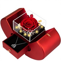 Konservierte Rote Rose Halskette - Elegantes Klassisches Design für Muttertag Geburtstag Valentinstag Chinesisches Neujahr Jubiläumsgeschenke
