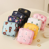 Pochette de maquillage mini pour femme en tissu sergé, motif dessin animé, design pliable, pochette de rangement pour serviettes hygiéniques, pochette personnalisée