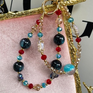 Pendentif Croix Pavé de Cristaux, Breloque Goutte d'Eau en Strass Doré, Accessoire de Chaîne pour Sac/Téléphone, Style Gothique Industriel Lourd - Product Image 4