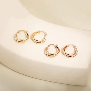 Aros de Oro de 18K Xinfly para Mujer, Brillantes, con Doble Círculo, Diseño de la Suerte - Product Image 2