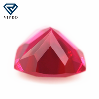 Coupe facettée, coupe trillion, 5 #   Pierres précieuses en corindon rubis, forme trillion, synthétique, rouge sang de pigeon, 5 #   Pierres précieuses de corindon rubis