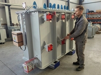 Transformateur triphasé à enroulement en cuivre à double bobine en résine coulée à économie d'énergie 50Hz pour four de fusion par induction