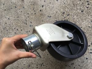 Ruota Girevole in Polietilene 2x6 Pollici per Martinetti 2k / 5k con Tubo da 2 Pollici, Ruota di Pendenza per Martinetti - Product Image 6