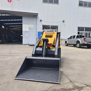 送料無料 1トン derette XC1100 ミニスキッドステアローダー 中国製 独自の油圧システム搭載 フロントエンドローダー アタッチメント付き - Product Image 3