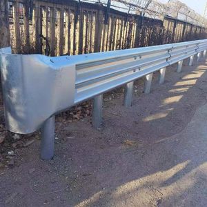 Barrière <span class=keywords><strong>de</strong></span> sécurité routière <span class=keywords><strong>en</strong></span> acier galvanisé à chaud - Certifié ASTM A796, <span class=keywords><strong>EN</strong></span> 1317 - Product Image 5