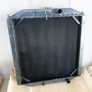 Pièce compatible Liugong 50CN 50C 855 Radiateur réservoir d'eau 20C0044 Cuivre 5 rangées Pièce de série - Product Image 4