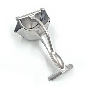 Wholesale manual juicers and juicers; multi-functional small household lemon and fruit juicer/manual juicer. - Product Image 3