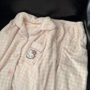 <span class=keywords><strong>Pijama</strong></span> de lana de Coral grueso de <span class=keywords><strong>Invierno</strong></span> para mujer Otoño e <span class=keywords><strong>Invierno</strong></span> 2025 nuevo estilo lindo ropa de casa de dos piezas - Product Image 5