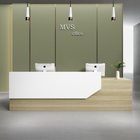 Bureau d'accueil pour entreprise, institut de formation, bureau, réception, design simple et moderne, sur mesure