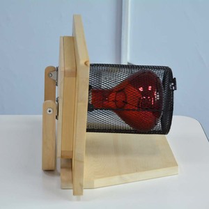 Lámpara de Infrarrojos Lejanos Personalizada de 250W para Sauna, Panel de Cedro Rojo, Diseño Moderno, Rejilla de Malla Negra, Bajo EMF, Control por Botones, Fácil Transporte - Product Image 6