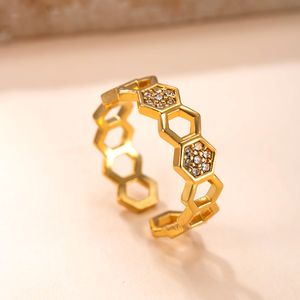 แหวนเปิดรูปทรงรังผึ้ง U.S.-Mexico CupHollow Honeycomb ดีไซน์เพชร สแตนเลสสตีล ของขวัญสำหรับแฟนๆ - Product Image 2