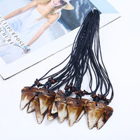 Collier vintage de style ethnique, réglable, avec pendentif imitation corne de bœuf, collier viking pour hommes et femmes, bijoux de plage, choker tribal en os
