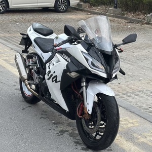 Kawasaki1 Ninja 250cc, refroidissement liquide, bicylindre en parallèle, moto de course sportive à essence d'occasion haute performance - Product Image 6