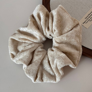 Fall Winter Arrival Velvet Fashionable Geometric <b>Large</b> Intestine Scrunchies 16cm Women's Hair Accessories for Beauty - Product Image 2
