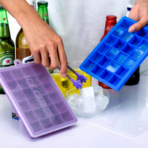 Bac à glaçons en silicone de qualité alimentaire à 24 cavités avec couvercle, <span class=keywords><strong>d</strong></span>émoulage facile, capacité de 15 ml, pour la préparation de glaçons carrés, idéal pour la purée de fruits pour bébés, le fromage et la gelée. - Product Image 2