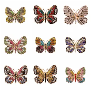 फैशन बहुरंगा स्फटिक कीट तितली ब्रोच थोक में रंगीन क्रिस्टल तितली ब्रोच पिन