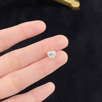 Ciondolo in Oro 18K con Diamante Coltivato in Laboratorio, Minimalista, alla Moda, a Tre Griffe, Versatile, Taglio a Cuore, Gioielli Raffinati da Donna, Collana con Ciondolo Charm