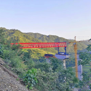 JQJ160-50 trasero alimentación viga truss lanzó puente grúa de pórtico - Product Image 6